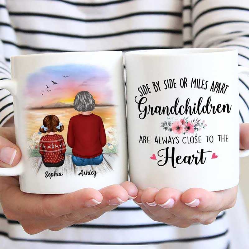 Grandkids Grandma Side By Side Family Personalized Mug