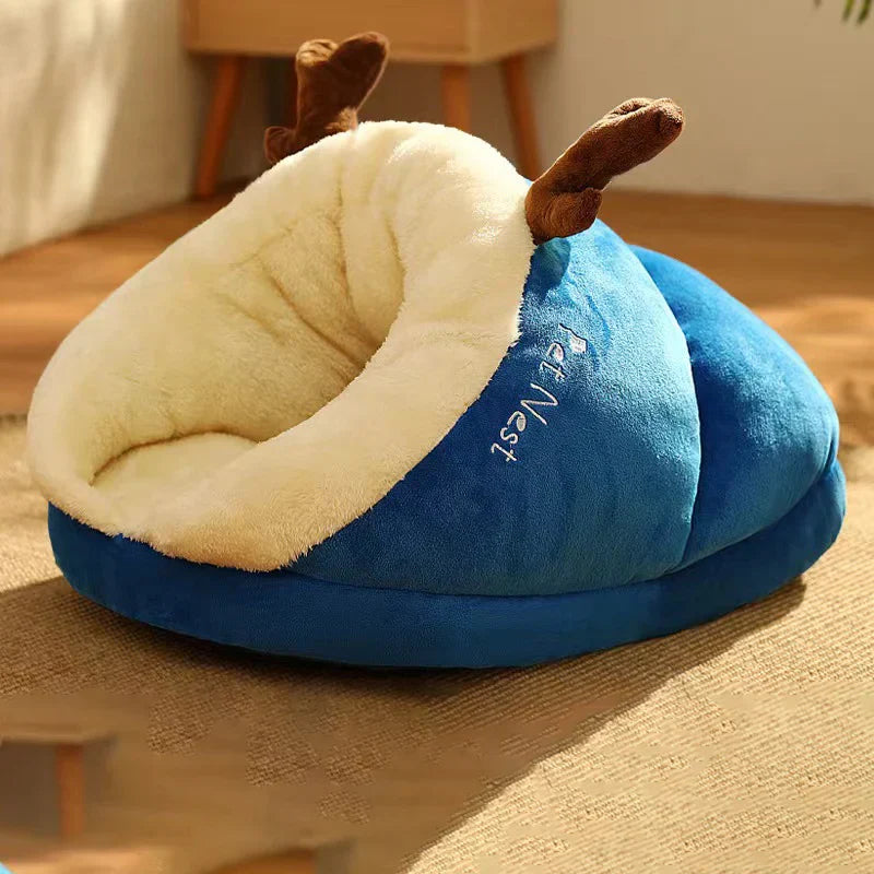 MADDEN Slipper-Shaped Dog Bed