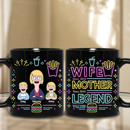 Personalized Gifts For Mom Black Mug, Legend Wife Mom 04TGLU070325HG