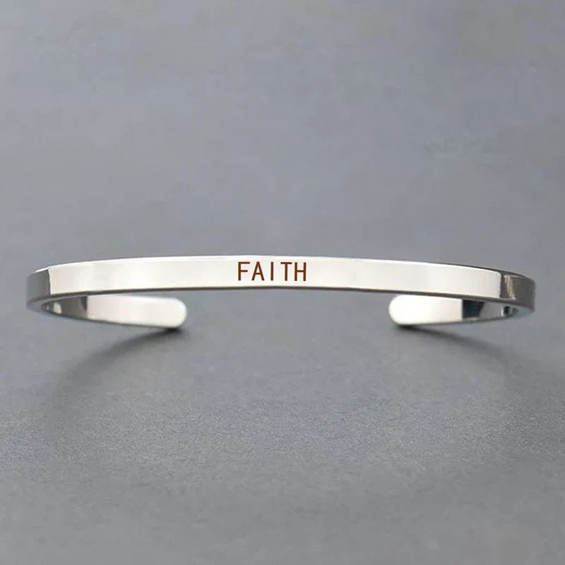 Inspirational Quotes Cuff Bracelet " DON'T WORRY BE HAPPY " Metal Engraved Bracelet