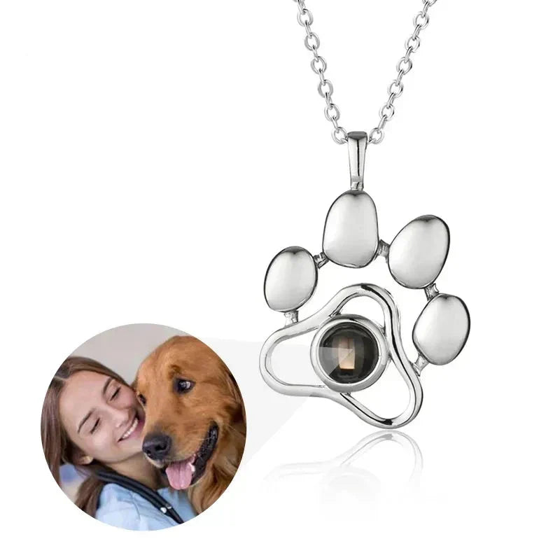 Personalized Heart Photo Projection Necklace with 100 Languages
