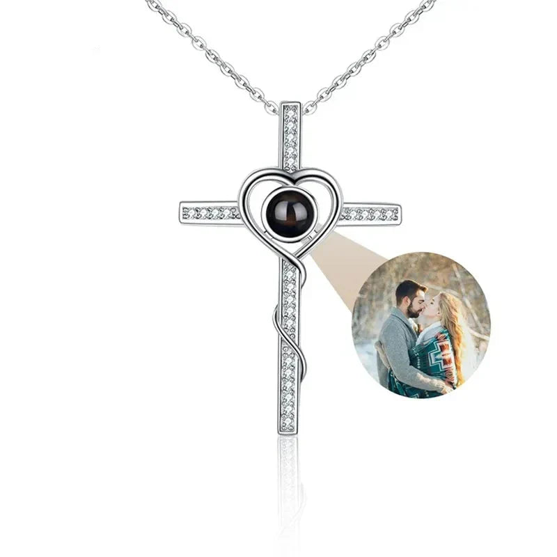 Personalized Heart Photo Projection Necklace with 100 Languages