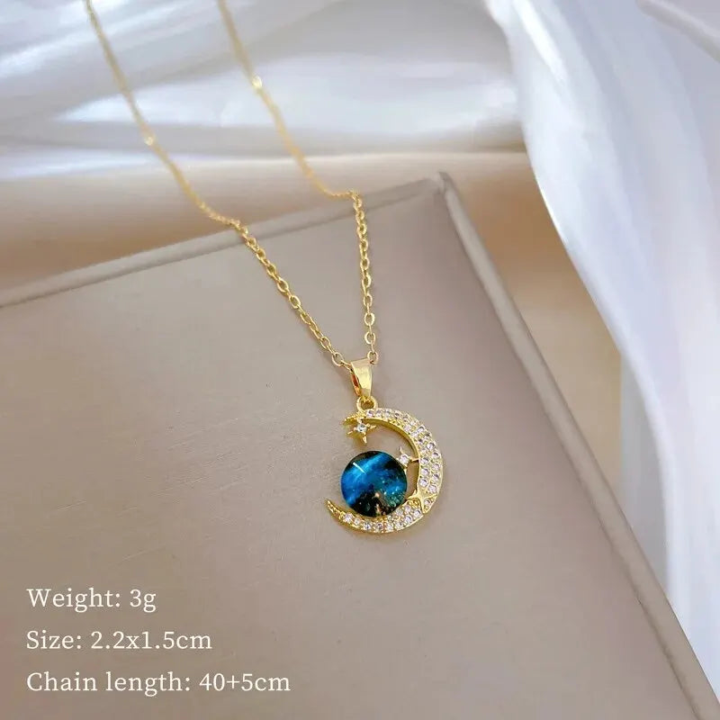 Titanium Steel Star Pendant Necklace in Gold Tone