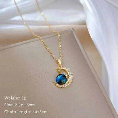 Titanium Steel Star Pendant Necklace in Gold Tone