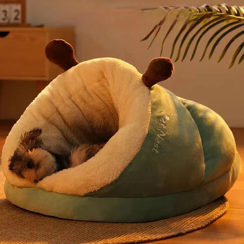 MADDEN Slipper-Shaped Dog Bed