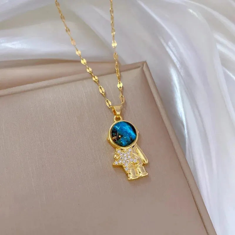 Titanium Steel Star Pendant Necklace in Gold Tone