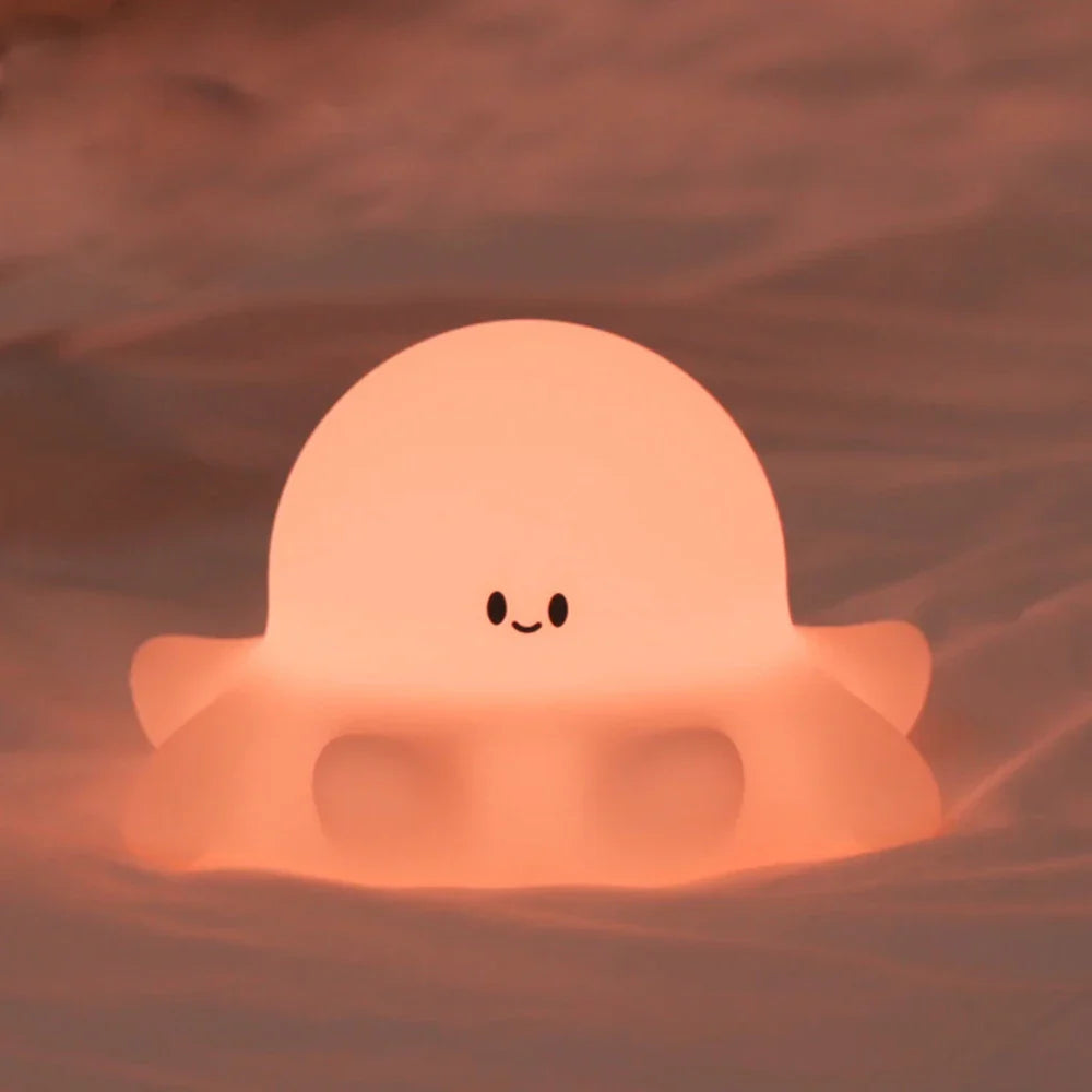 Cute Penguin Lamp