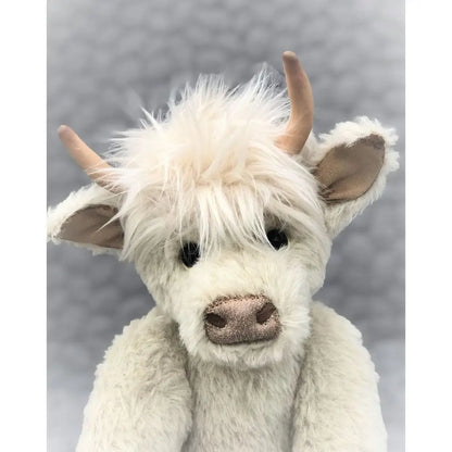 Kawaii Highland Cow Plush Toy - Adorable Stuffed Animal for All Ages