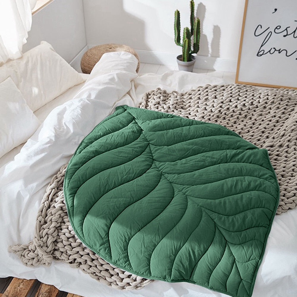 Leafy Pet Blanket