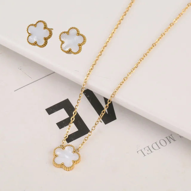 Gold Plated Five Leaf Flower Adjustable Bracelet