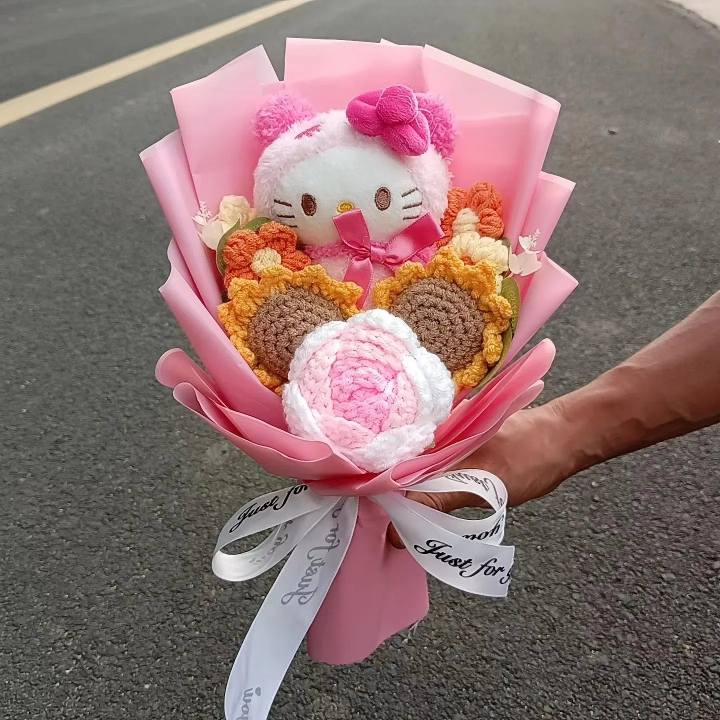 Cute Cat Plush Bouquet with Rose