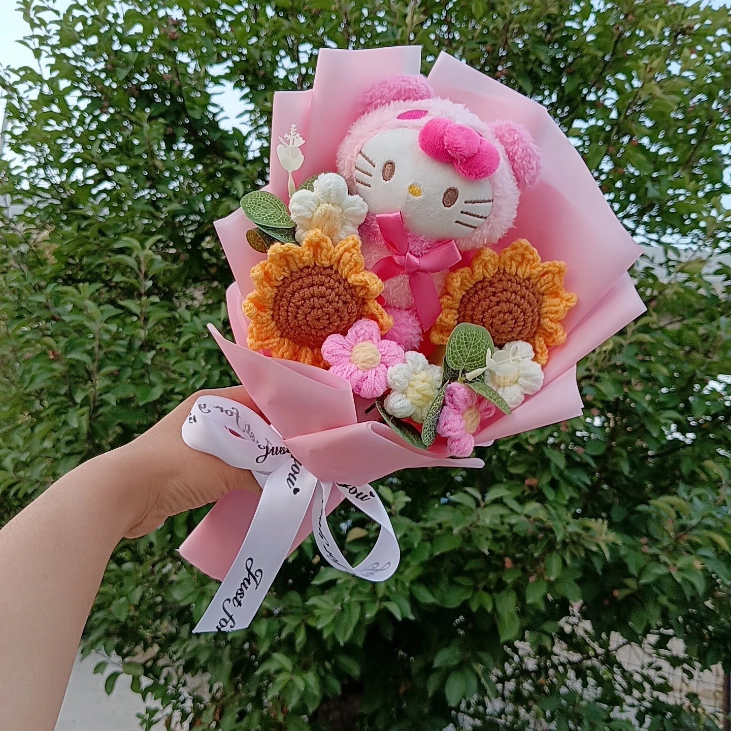 Cute Cat Plush Bouquet with Rose