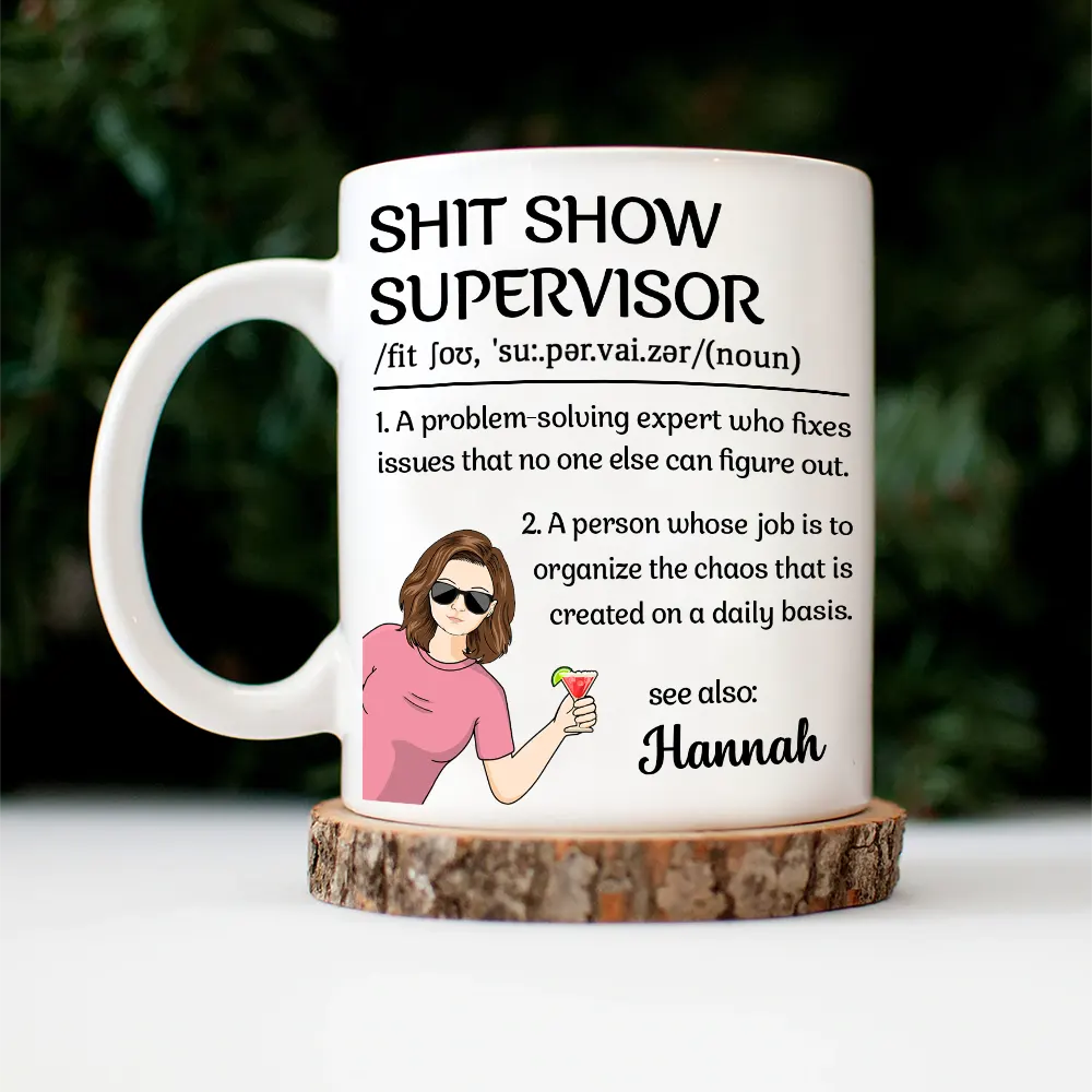 Show Supervisor Expert Who Fixes Issues Senior Mom Dad Retired - Personalized Mug