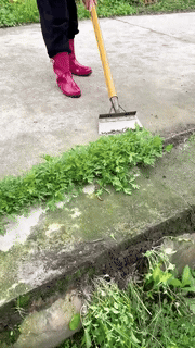 Heavy Duty Outdoor Garden Shovel For Quick Weeding And Cleaning