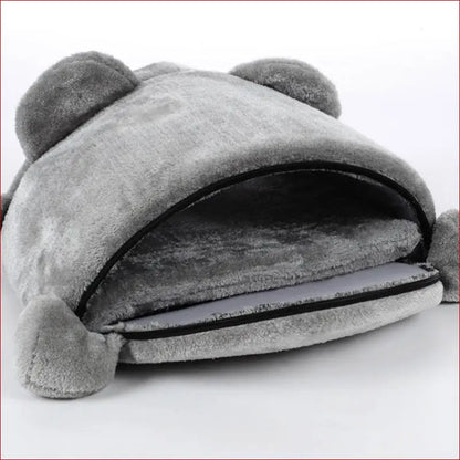 Windproof Warm Cartoon Pet Kennels | Cozy Shelter for Pets